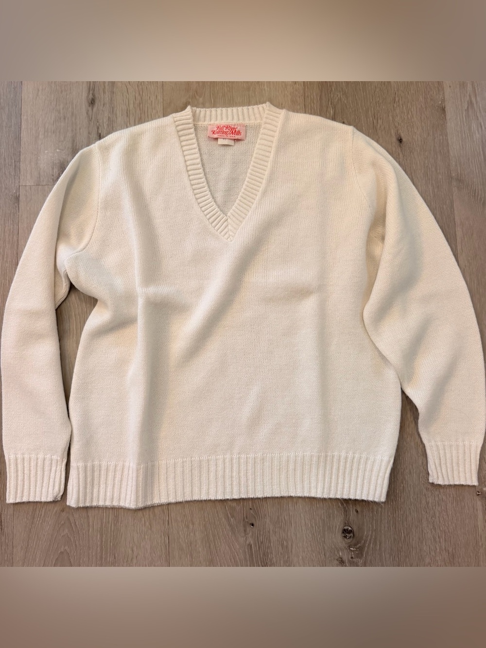 Fall River Knitting Mills Cream V-Neck Boxy Cropped Sweater - Made in USA 1990s